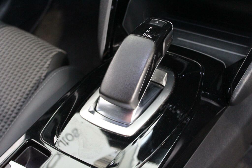 Peugeot e-208 50Kwh Gt Hatchback 136 Ps  #33