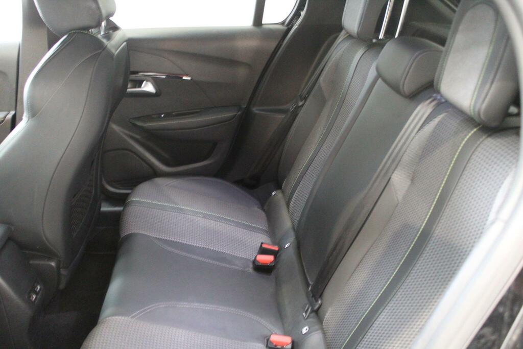 Peugeot e-208 50Kwh Gt Hatchback 136 Ps  #12