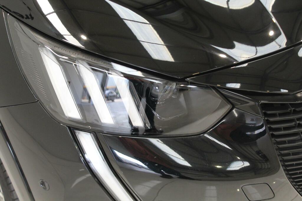 Peugeot e-208 50Kwh Gt Hatchback 136 Ps  #14