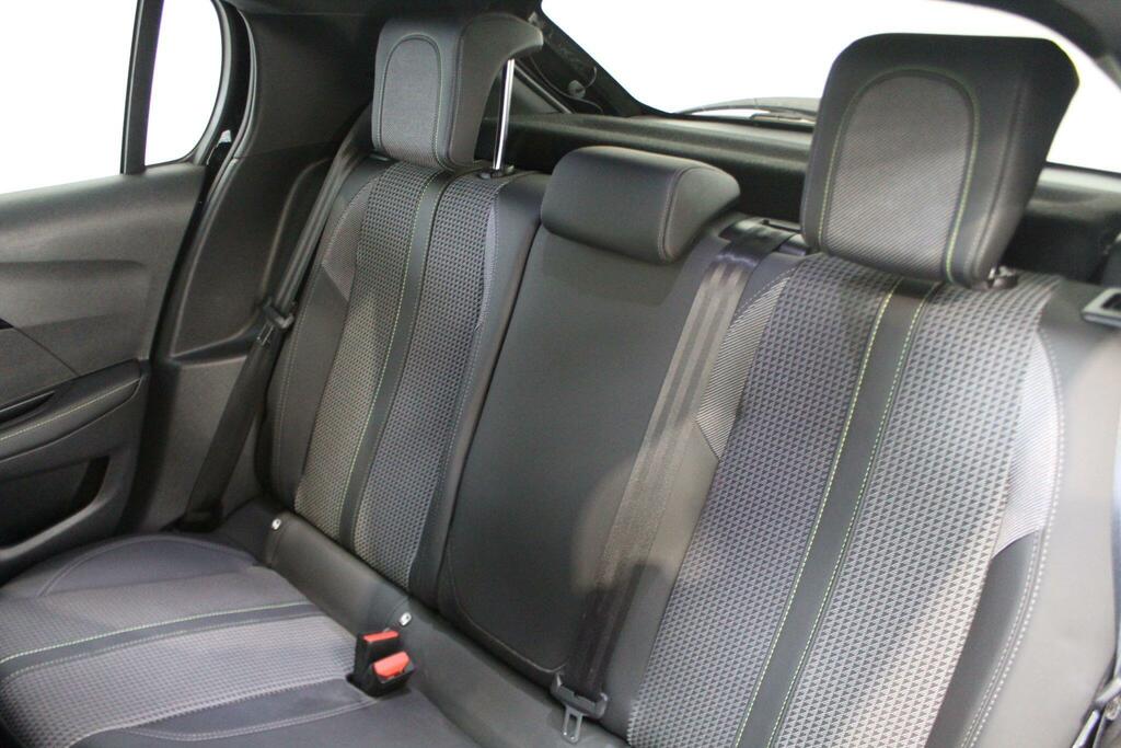 Peugeot e-208 50Kwh Gt Hatchback 136 Ps  #13