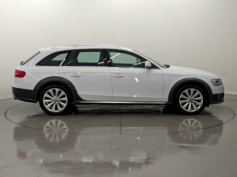 Audi A4 Allroad Allroad Tfsi Quattro Sport White #2