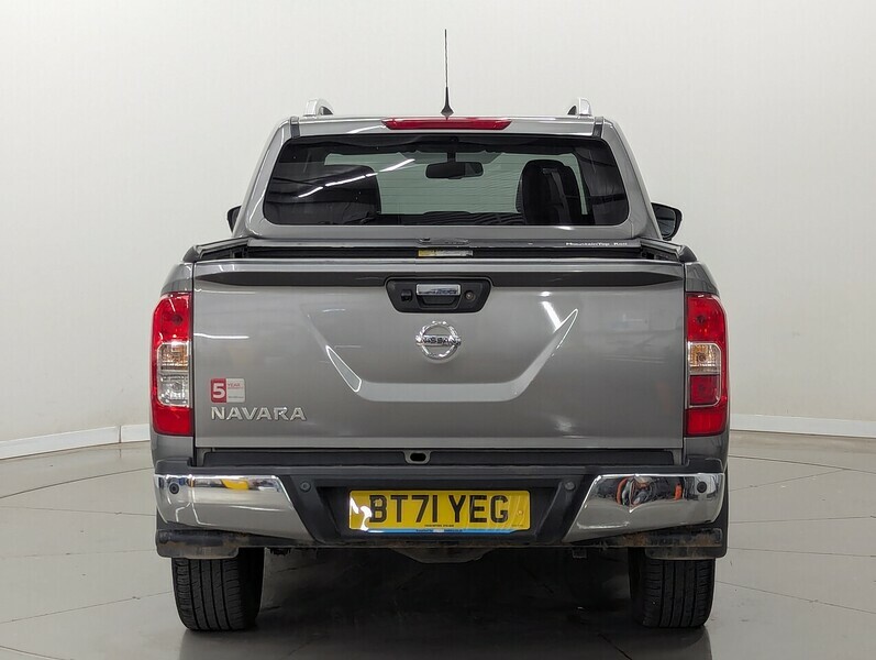 Nissan Navara Dci Tekna Grey #6