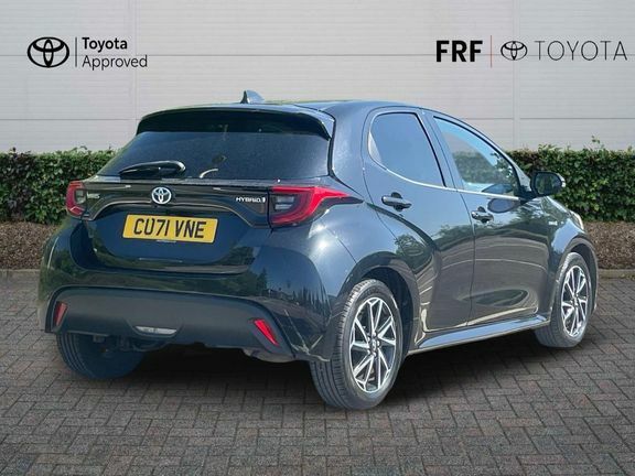 Toyota Yaris Yaris Design 1.5 Hybrid Black #2