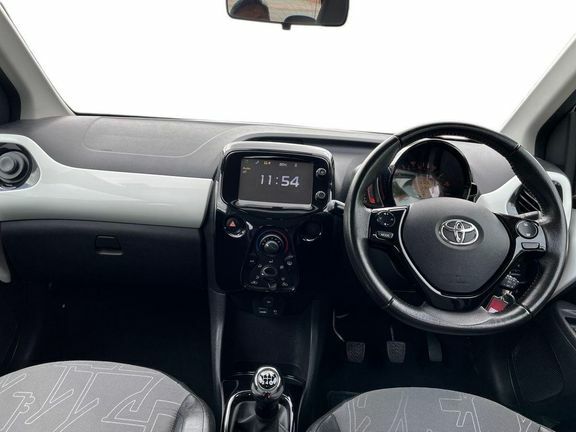 Toyota Aygo 1.0 Vvt-i X-pression X-wave Euro 5 Euro 5 White #6