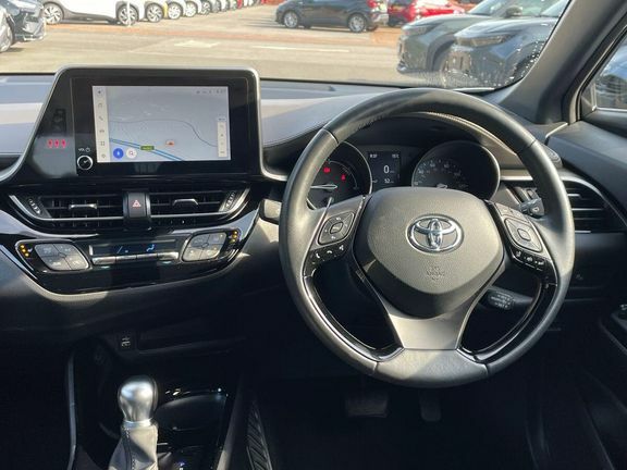 Toyota C-Hr Excel 1.8 White #6