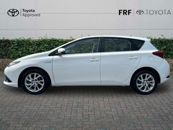 Toyota Auris 1.2T Excel Tss Cvt White #25