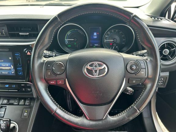 Toyota Auris 1.2T Excel Tss Cvt White #11