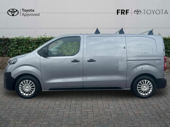Toyota PROACE 1.5D 120 Icon Van Silver #25