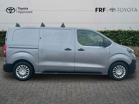 Toyota PROACE 1.5D 120 Icon Van Silver #24