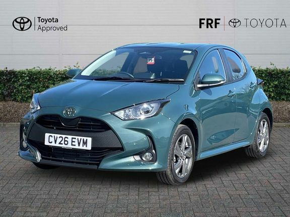 Toyota Yaris Icon Green #3