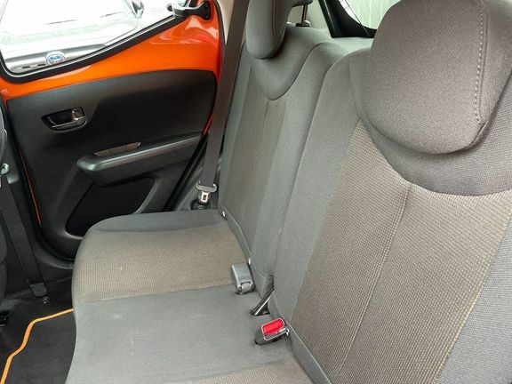 Toyota Aygo X X-trend Red #17