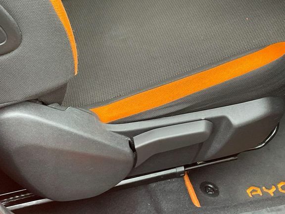 Toyota Aygo X X-trend Red #31