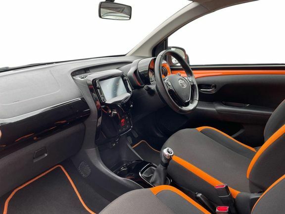 Toyota Aygo X X-cite M Bitone #5