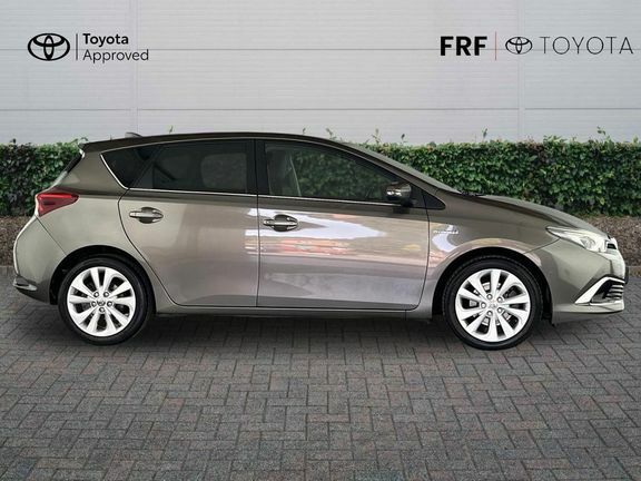 Toyota Auris Estate Brown #25