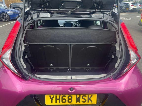 Toyota Aygo X Vvt-i X-cite X-shift Purple #14