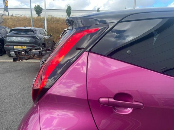 Toyota Aygo X Vvt-i X-cite X-shift Purple #33