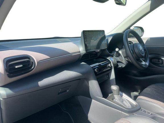 Toyota Yaris Cross 1.5 Vvt-h Excel E-cvt Euro 6 Ss White #5