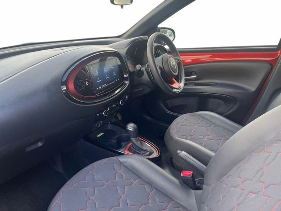 Toyota Aygo X Exclusive Automatic Red #5