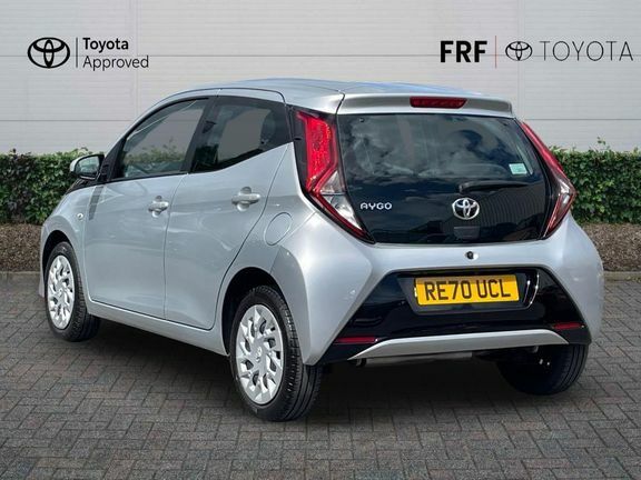 Toyota Aygo X X-play Tss Silver #4