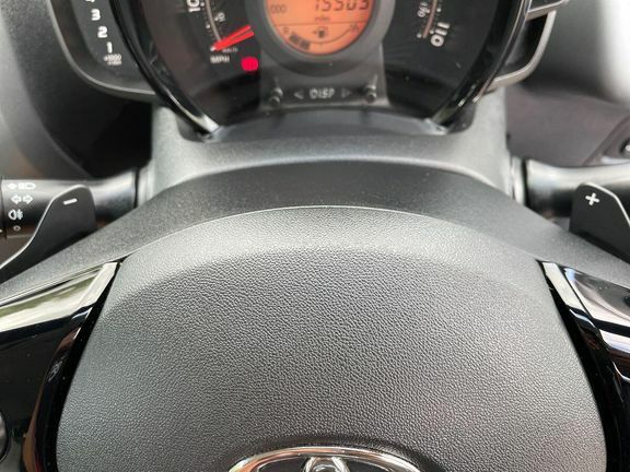 Toyota Aygo X X-trend White #23