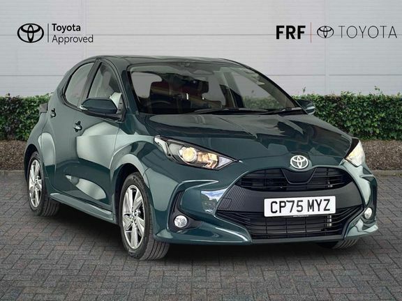 Toyota Yaris Icon Green