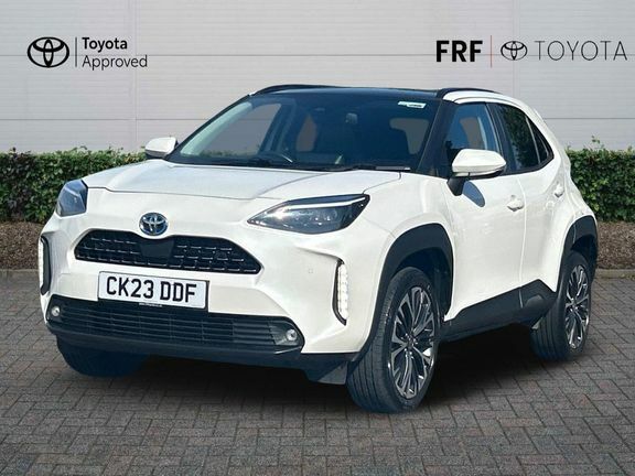 Toyota Yaris Cross Excel Fwd Pan Roof White #3