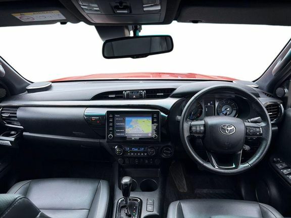 Toyota HILUX White #8