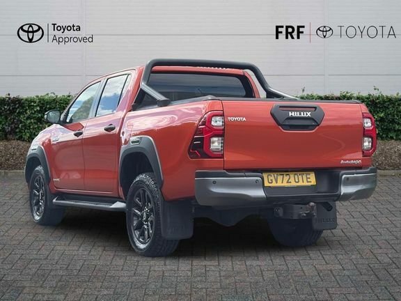 Toyota HILUX Invincible X Dc 2.8D Orange #4