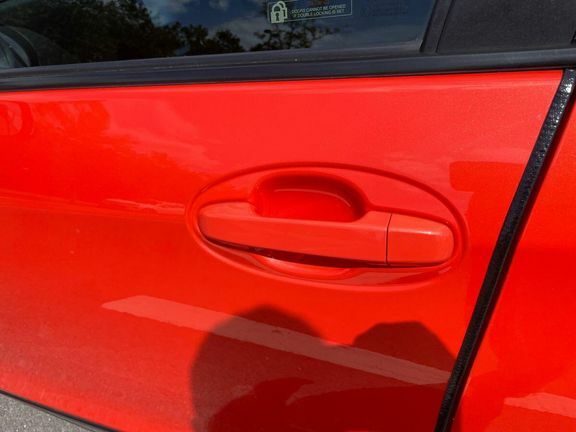Toyota Yaris 1.33 Icon 5-Dr Red #29