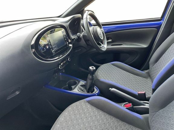 Toyota Aygo X Edge Manual Blue #5