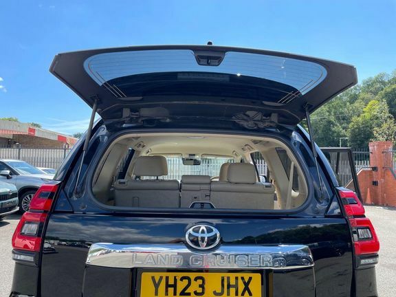 Toyota Land Cruiser 2.8 D-4d 204 Active 5 Seats Black #38