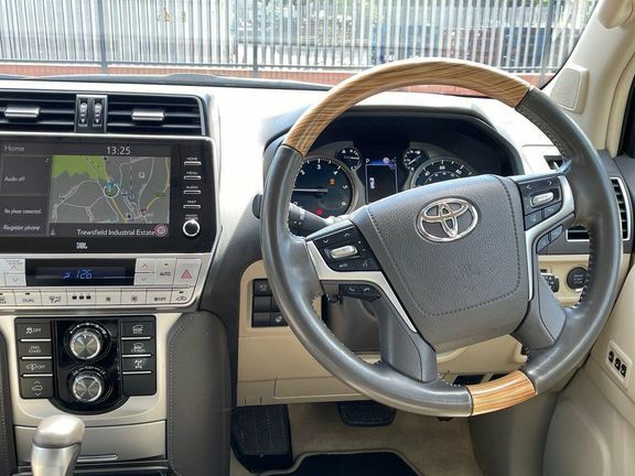 Toyota Land Cruiser 2.8 D-4d 204 Active 5 Seats Black #9