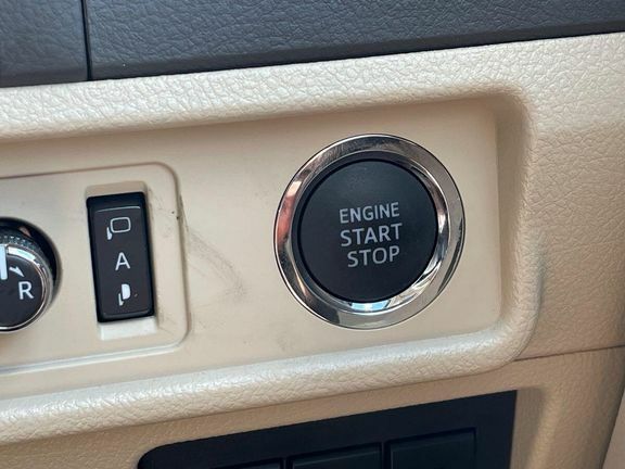 Toyota Land Cruiser 2.8 D-4d 204 Active 5 Seats Black #18