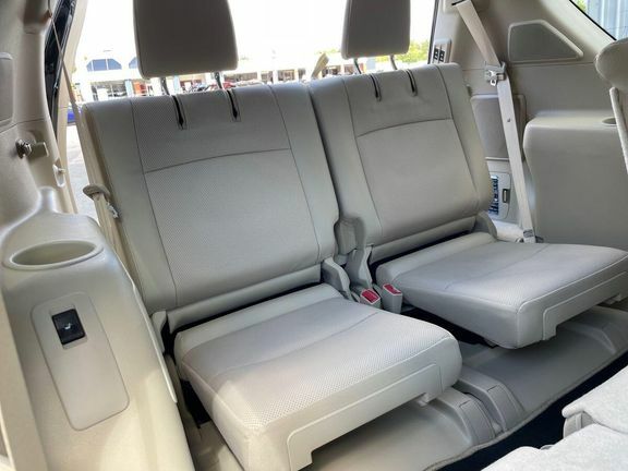 Toyota Land Cruiser 2.8 D-4d 204 Active 5 Seats Black #37