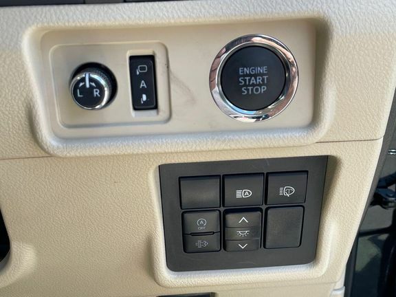 Toyota Land Cruiser 2.8 D-4d 204 Active 5 Seats Black #29