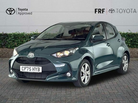 Toyota Yaris Icon Green #3