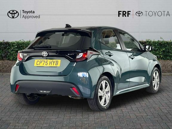 Toyota Yaris Icon Green #2