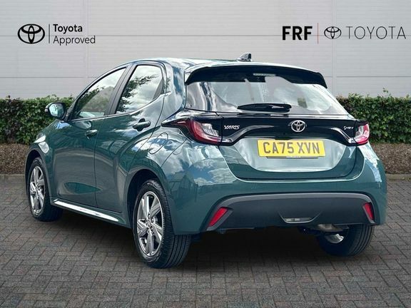 Toyota Yaris Icon Green #4