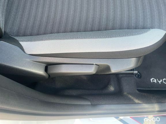 Toyota Aygo X Vvt-i X-trend X-shift Tss Grey #37