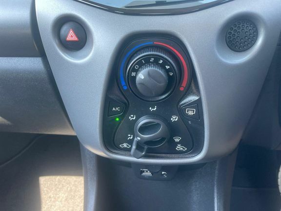 Toyota Aygo X Vvt-i X-trend X-shift Tss Grey #42