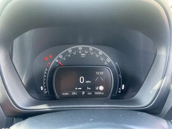 Toyota Aygo X 1.0 Vvt-i Edge Green #13