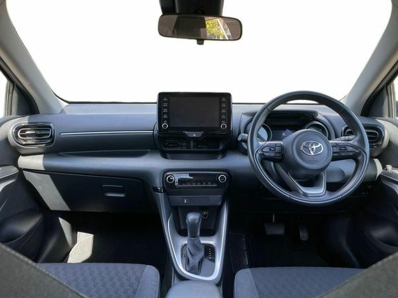 Toyota Yaris Yaris Design 1.5 Hybrid Grey #6