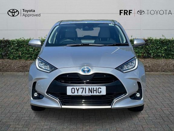 Toyota Yaris 1.5 Vvt-h Design E-cvt Red #22