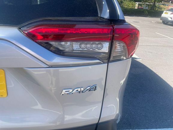 Toyota Rav 4 2.5 215Bhp Design Hybrid Red #30