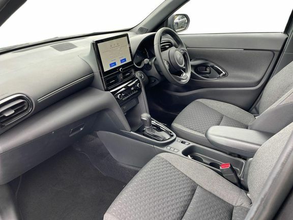 Toyota Yaris Cross Design Fwd Grey #5