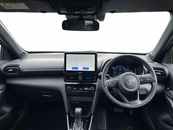 Toyota Yaris Cross Design Fwd Grey #6