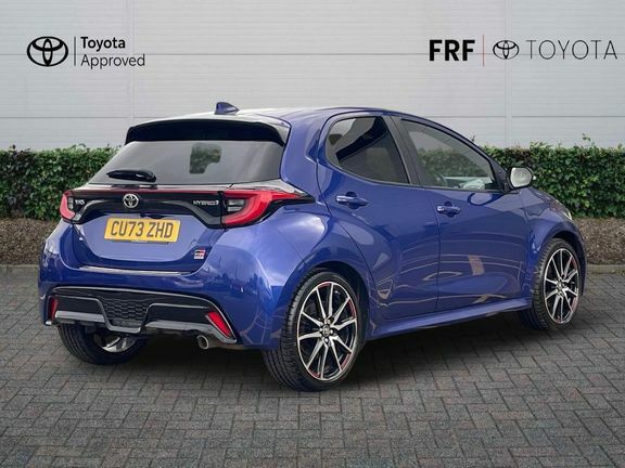 Toyota Yaris Gr Sport Blue #2