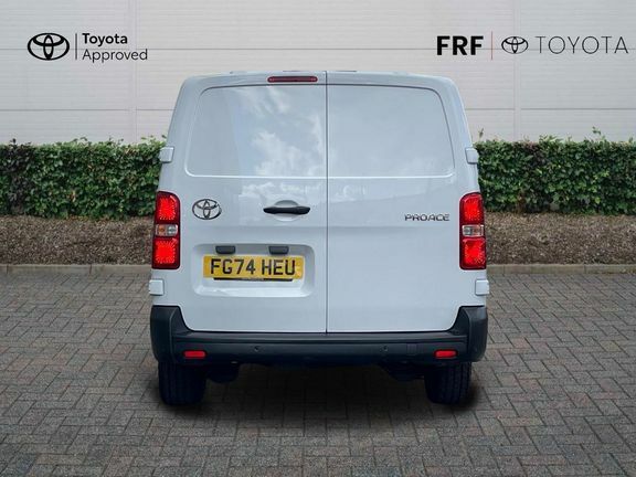 Toyota PROACE 2.2 Bluehdi 35 Icon Long Panel Van Lwb High R #28