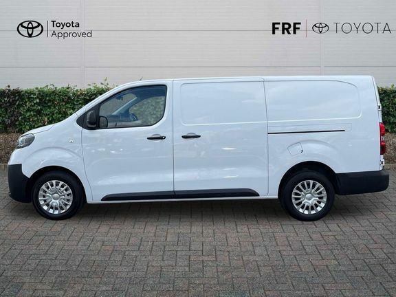 Toyota PROACE 2.2 Bluehdi 35 Icon Long Panel Van Lwb High R #26