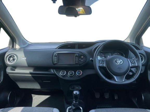 Toyota Yaris Y20 1.5 M Brown #6